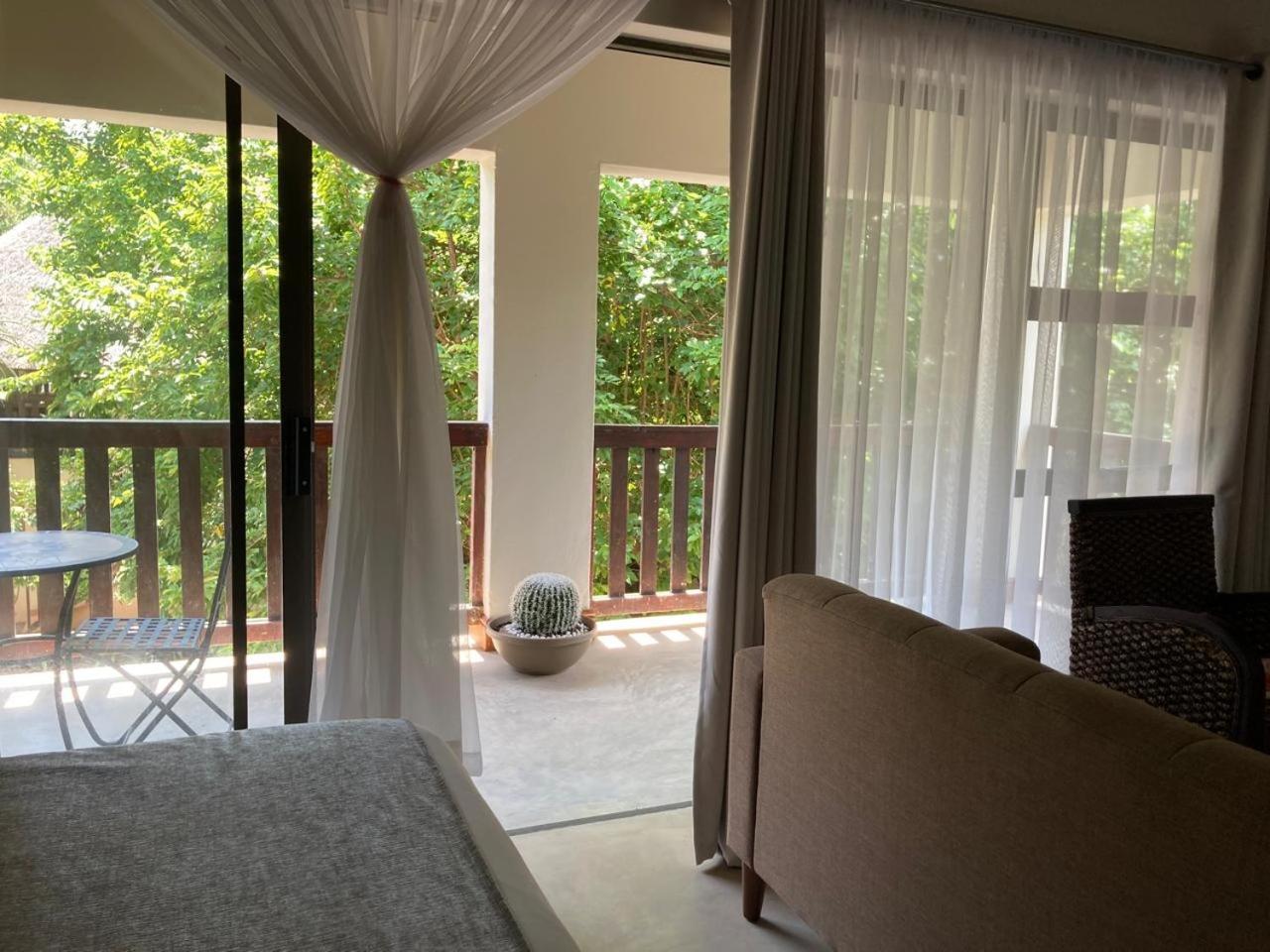 Acasia Guest Lodge Komatipoort Esterno foto
