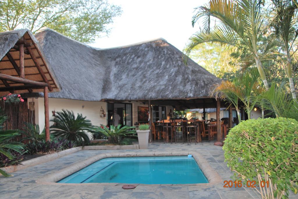 Acasia Guest Lodge Komatipoort Esterno foto